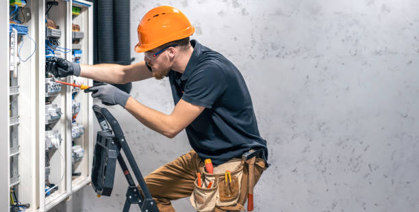 Best 24-Hour Electrician  in Hebron, NE